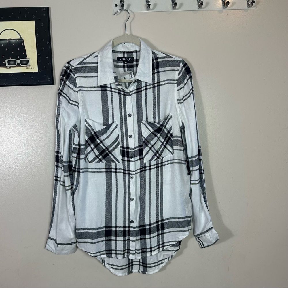 Vigoss Women's Black and White Plaid Blouse 109% rayon